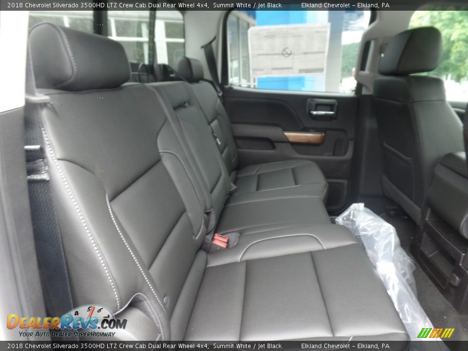 2018 Chevrolet Silverado 3500HD LTZ Crew Cab Dual Rear Wheel 4x4 Summit White / Jet Black Photo #18