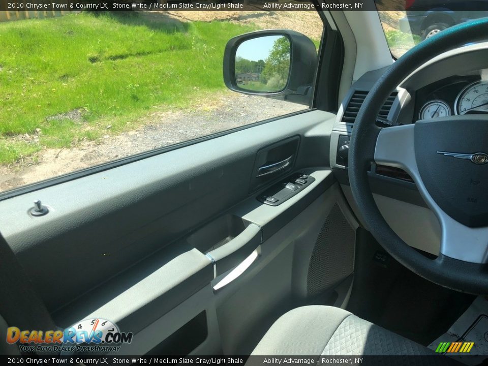 2010 Chrysler Town & Country LX Stone White / Medium Slate Gray/Light Shale Photo #15