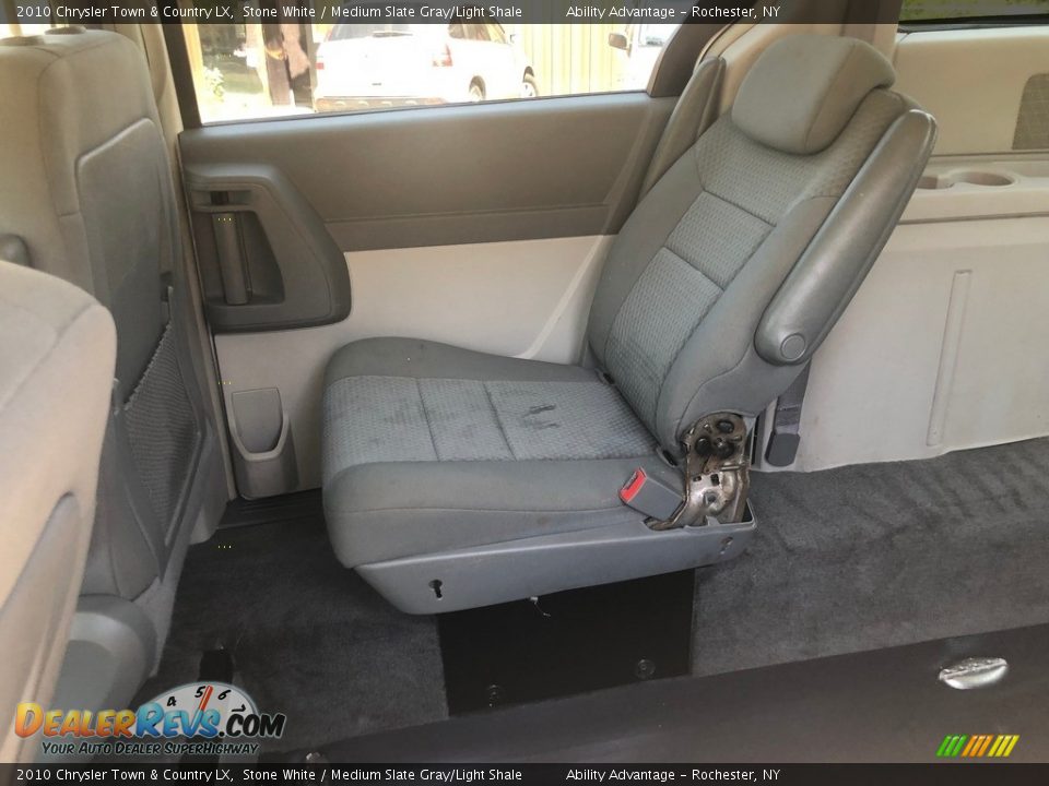2010 Chrysler Town & Country LX Stone White / Medium Slate Gray/Light Shale Photo #20