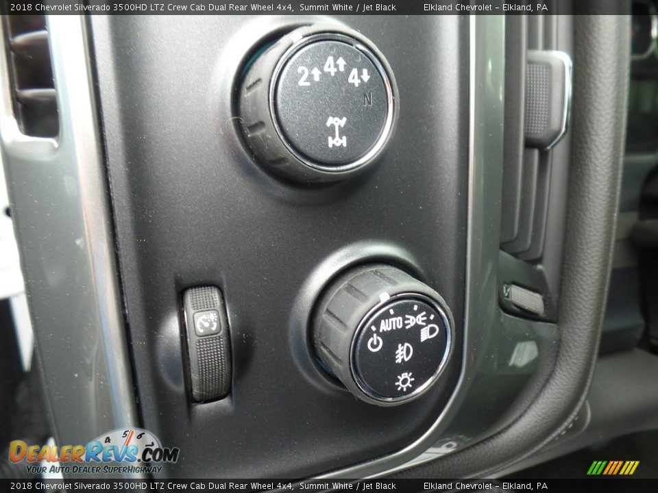 2018 Chevrolet Silverado 3500HD LTZ Crew Cab Dual Rear Wheel 4x4 Summit White / Jet Black Photo #27