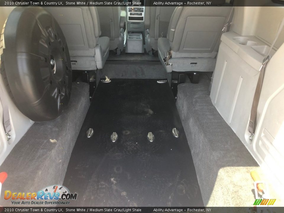2010 Chrysler Town & Country LX Stone White / Medium Slate Gray/Light Shale Photo #30