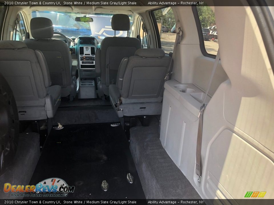 2010 Chrysler Town & Country LX Stone White / Medium Slate Gray/Light Shale Photo #31