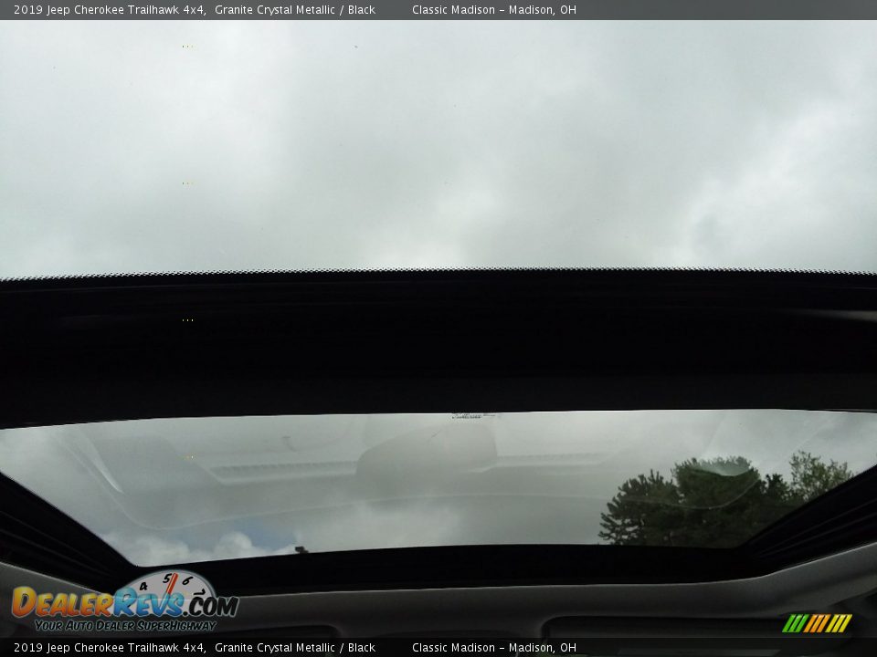 2019 Jeep Cherokee Trailhawk 4x4 Granite Crystal Metallic / Black Photo #12