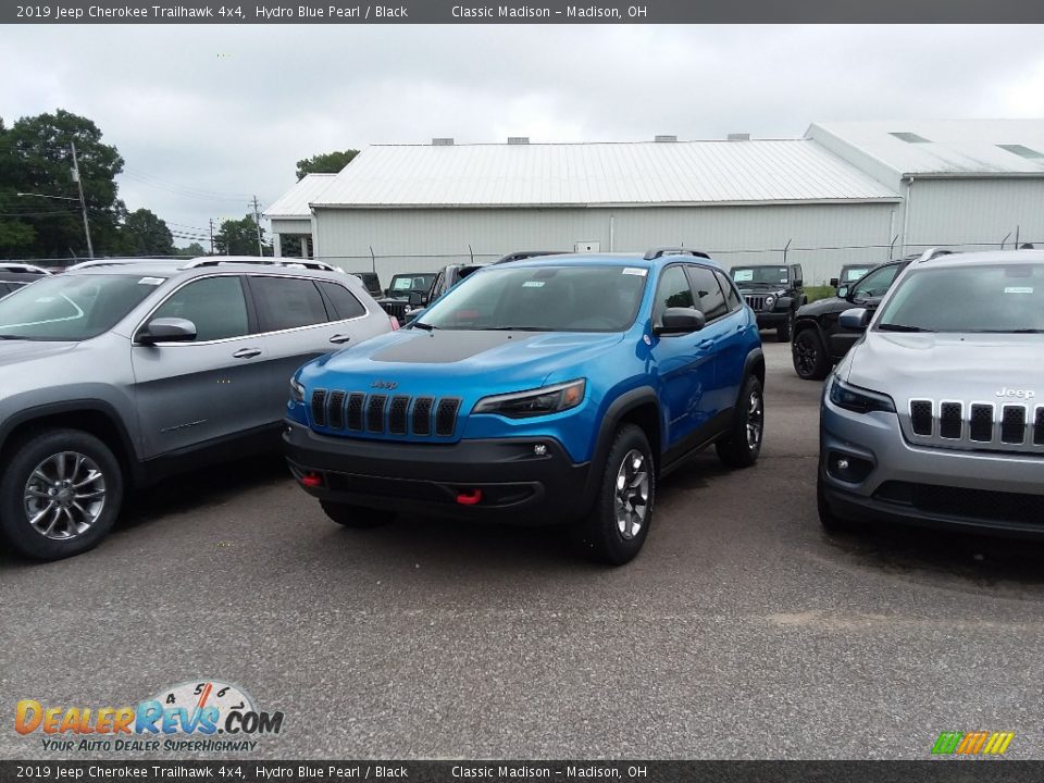 2019 Jeep Cherokee Trailhawk 4x4 Hydro Blue Pearl / Black Photo #1