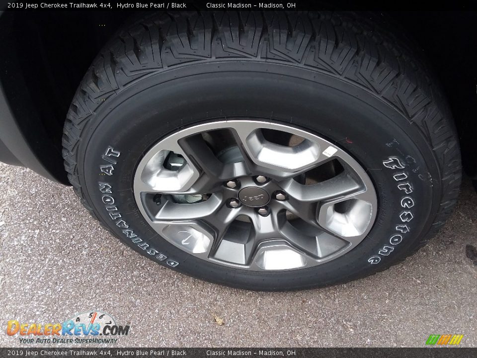 2019 Jeep Cherokee Trailhawk 4x4 Hydro Blue Pearl / Black Photo #4