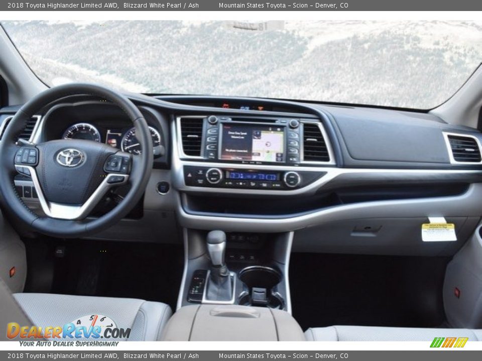 2018 Toyota Highlander Limited AWD Blizzard White Pearl / Ash Photo #8