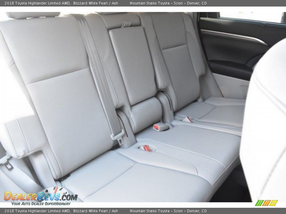 2018 Toyota Highlander Limited AWD Blizzard White Pearl / Ash Photo #20