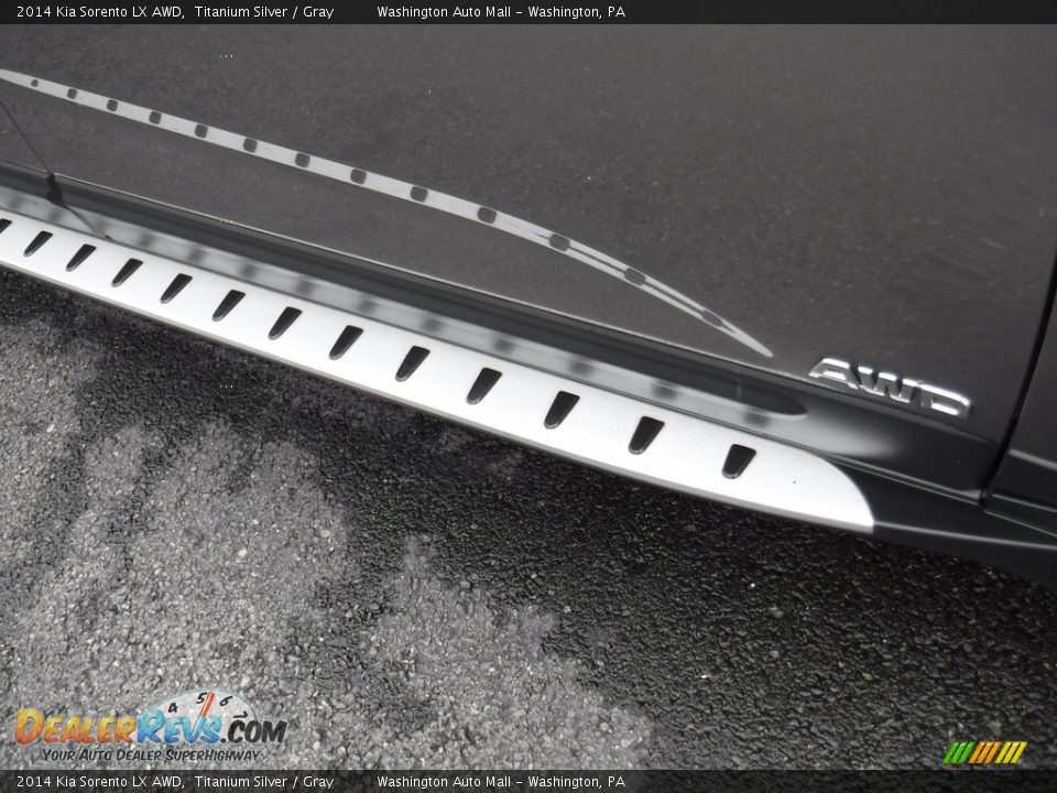 2014 Kia Sorento LX AWD Titanium Silver / Gray Photo #2