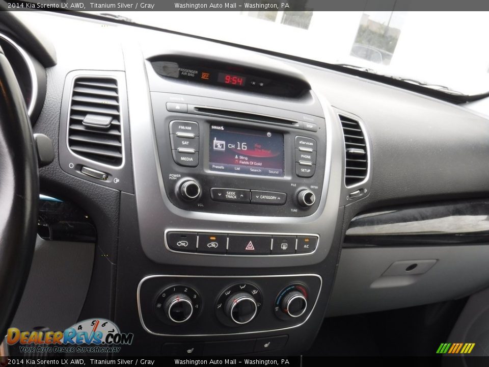 2014 Kia Sorento LX AWD Titanium Silver / Gray Photo #14