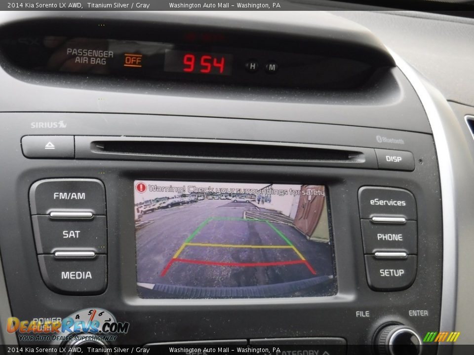 2014 Kia Sorento LX AWD Titanium Silver / Gray Photo #15