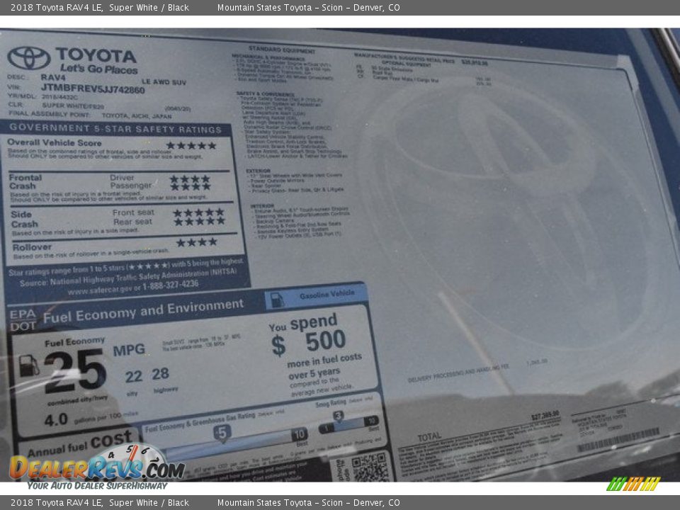 2018 Toyota RAV4 LE Super White / Black Photo #36