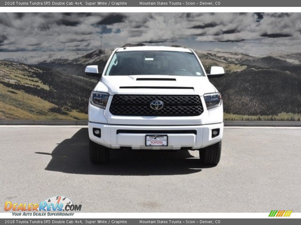 2018 Toyota Tundra SR5 Double Cab 4x4 Super White / Graphite Photo #2