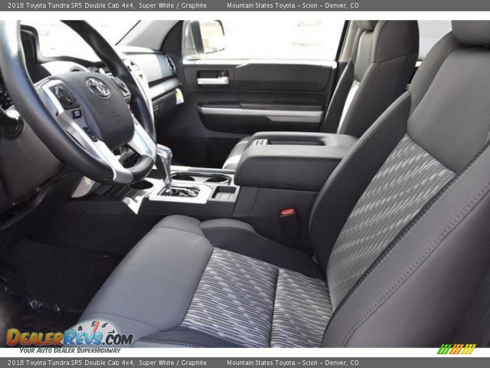 2018 Toyota Tundra SR5 Double Cab 4x4 Super White / Graphite Photo #6
