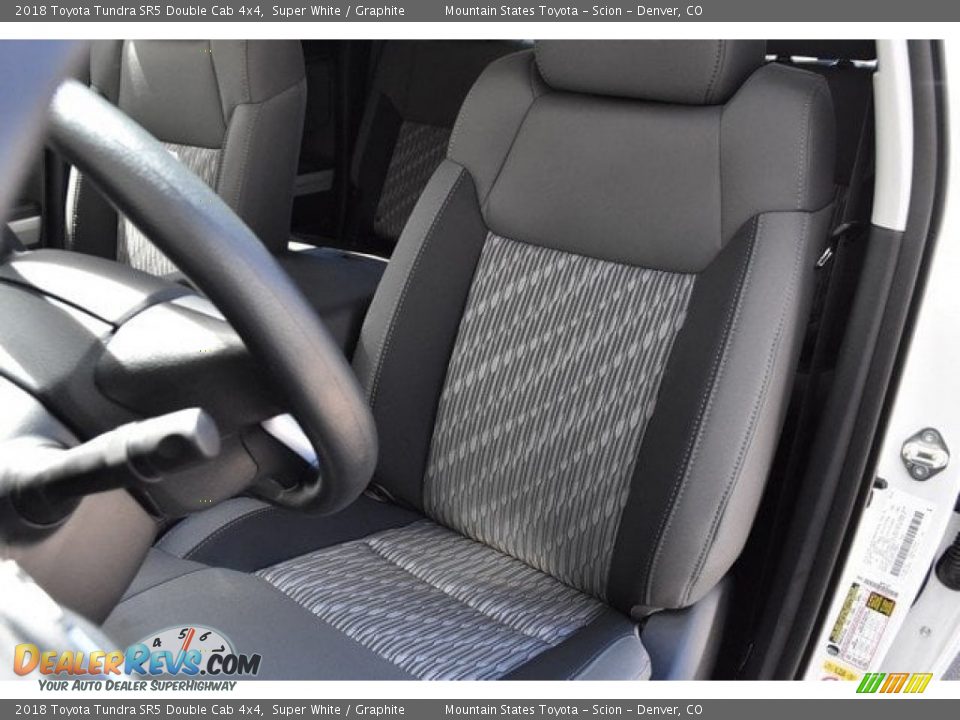 2018 Toyota Tundra SR5 Double Cab 4x4 Super White / Graphite Photo #7