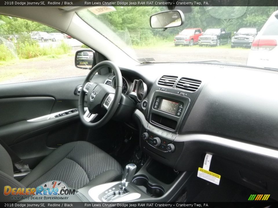 2018 Dodge Journey SE Redline / Black Photo #11