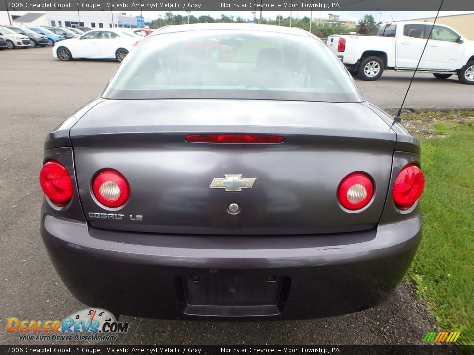 2006 Chevrolet Cobalt LS Coupe Majestic Amethyst Metallic / Gray Photo #3