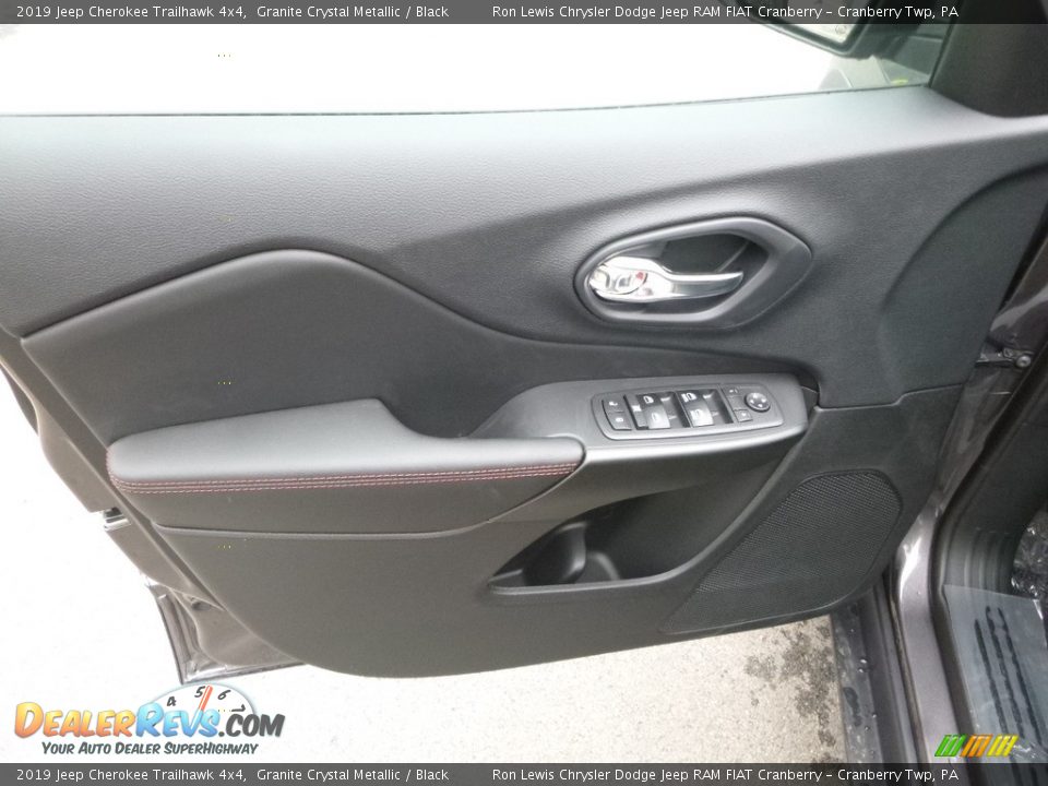 2019 Jeep Cherokee Trailhawk 4x4 Granite Crystal Metallic / Black Photo #14