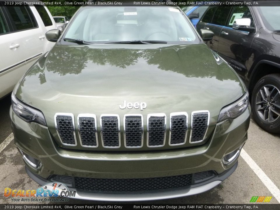 2019 Jeep Cherokee Limited 4x4 Olive Green Pearl / Black/Ski Grey Photo #7