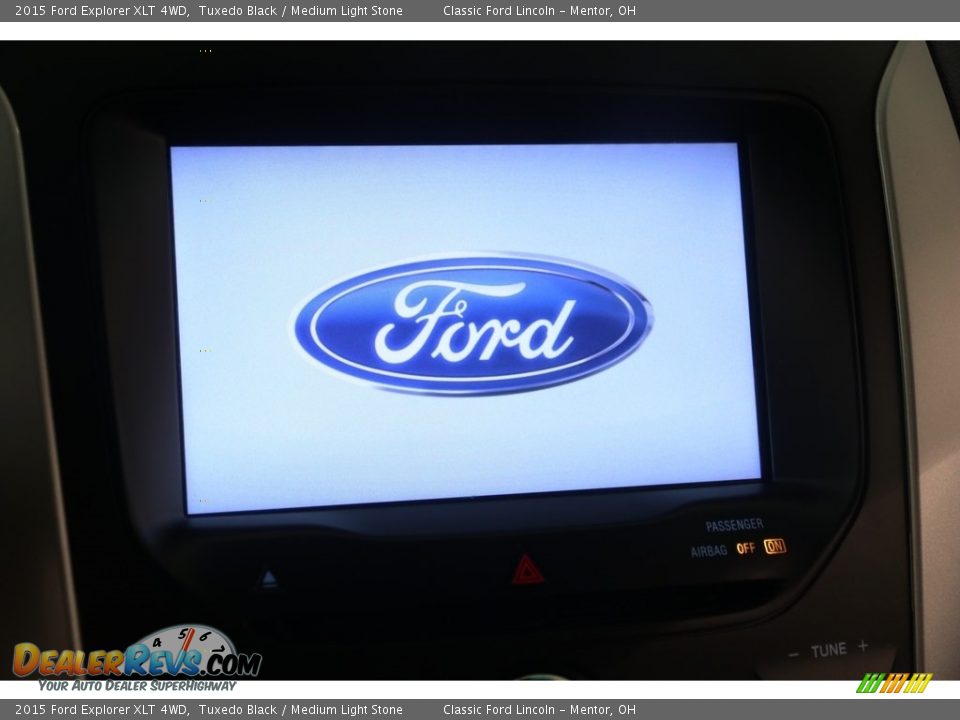 2015 Ford Explorer XLT 4WD Tuxedo Black / Medium Light Stone Photo #14