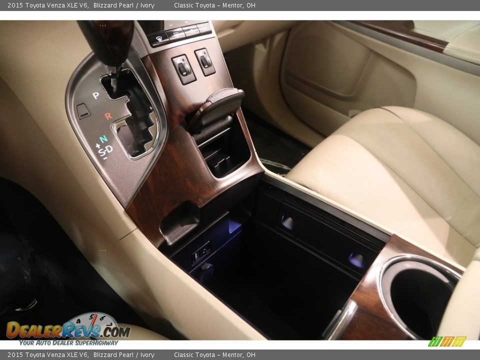 2015 Toyota Venza XLE V6 Blizzard Pearl / Ivory Photo #16