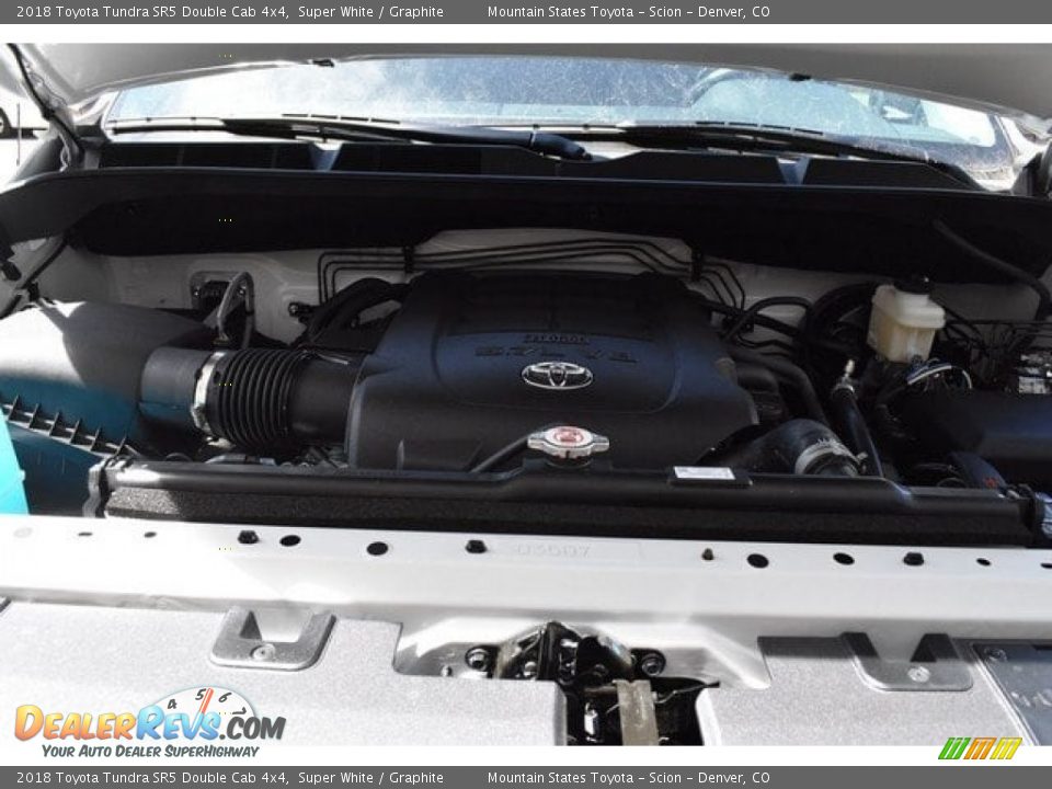 2018 Toyota Tundra SR5 Double Cab 4x4 Super White / Graphite Photo #31