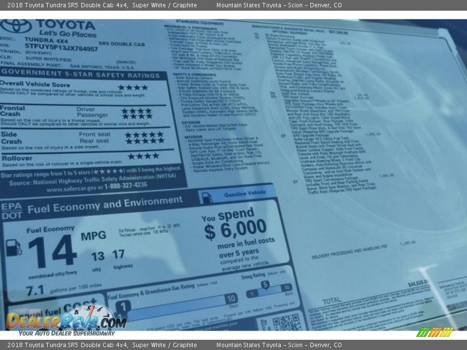 2018 Toyota Tundra SR5 Double Cab 4x4 Super White / Graphite Photo #36