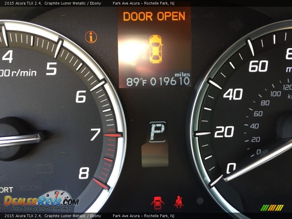 2015 Acura TLX 2.4 Graphite Luster Metallic / Ebony Photo #19