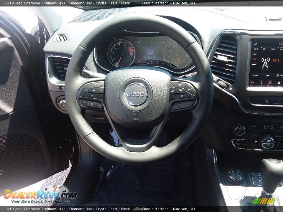2019 Jeep Cherokee Trailhawk 4x4 Diamond Black Crystal Pearl / Black Photo #7