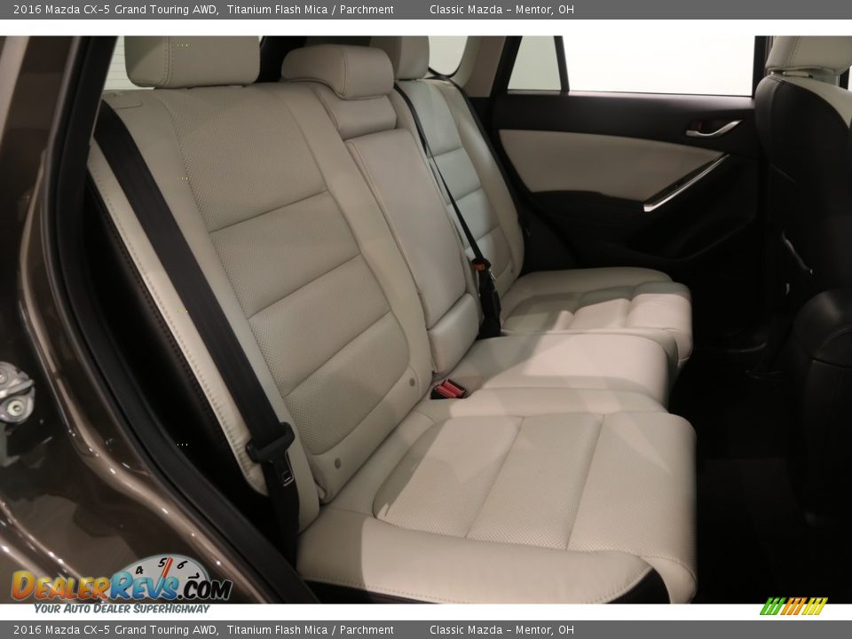 2016 Mazda CX-5 Grand Touring AWD Titanium Flash Mica / Parchment Photo #23