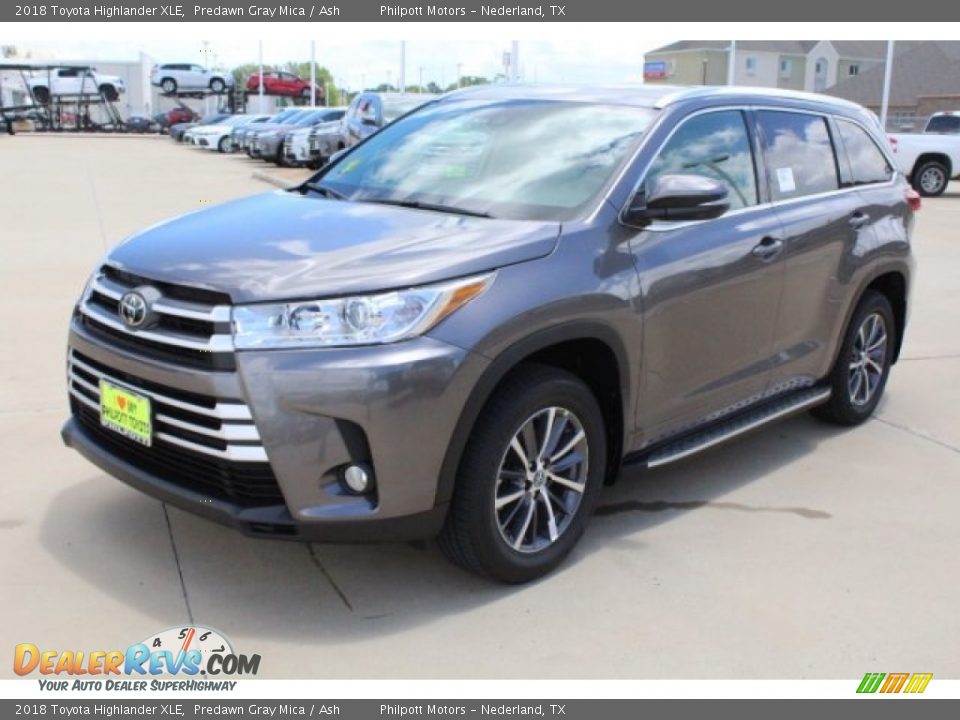 2018 Toyota Highlander XLE Predawn Gray Mica / Ash Photo #3