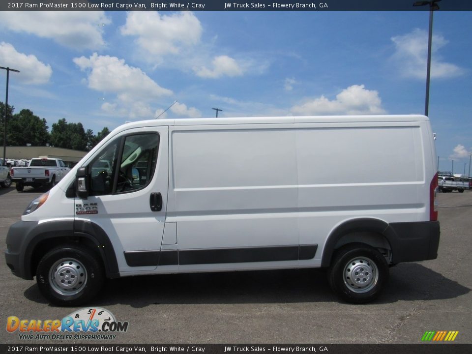 2017 Ram ProMaster 1500 Low Roof Cargo Van Bright White / Gray Photo #3
