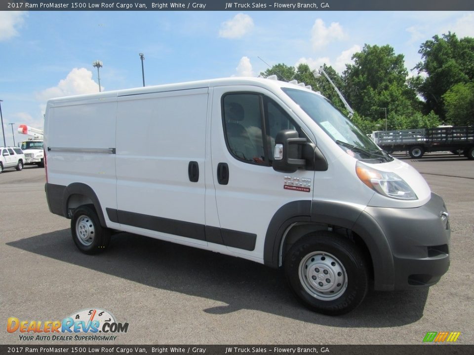2017 Ram ProMaster 1500 Low Roof Cargo Van Bright White / Gray Photo #10