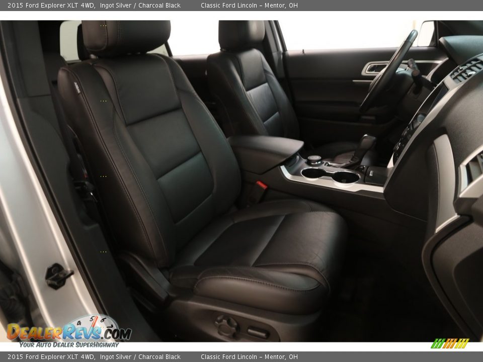 2015 Ford Explorer XLT 4WD Ingot Silver / Charcoal Black Photo #17