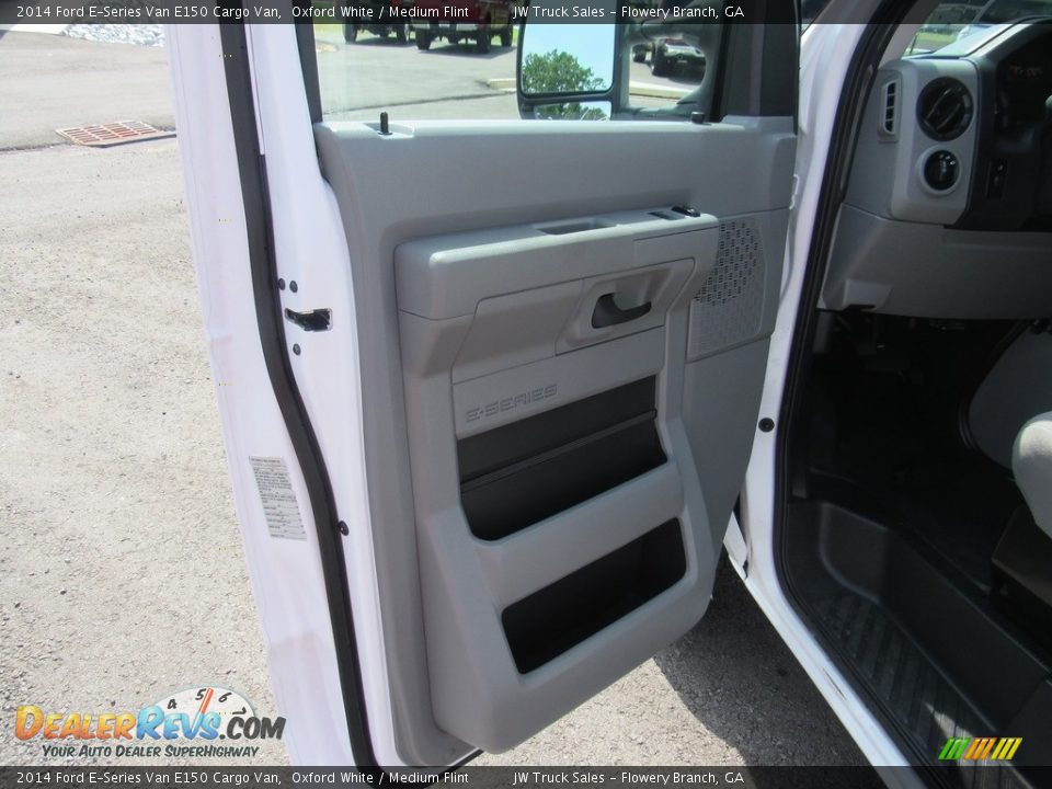 2014 Ford E-Series Van E150 Cargo Van Oxford White / Medium Flint Photo #19