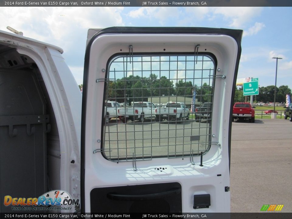2014 Ford E-Series Van E150 Cargo Van Oxford White / Medium Flint Photo #32