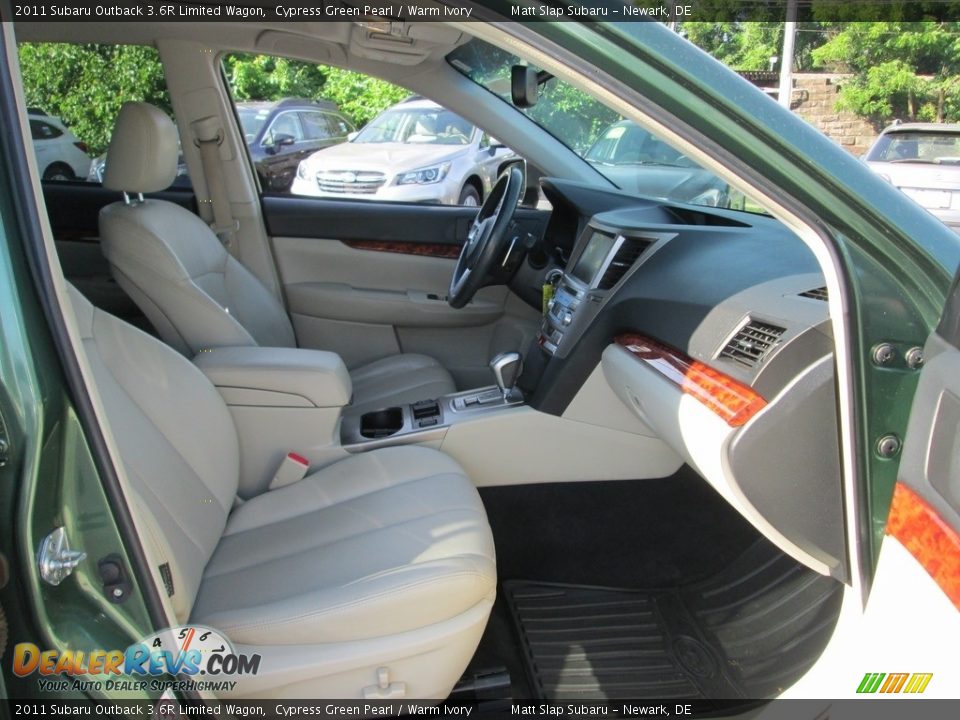2011 Subaru Outback 3.6R Limited Wagon Cypress Green Pearl / Warm Ivory Photo #18
