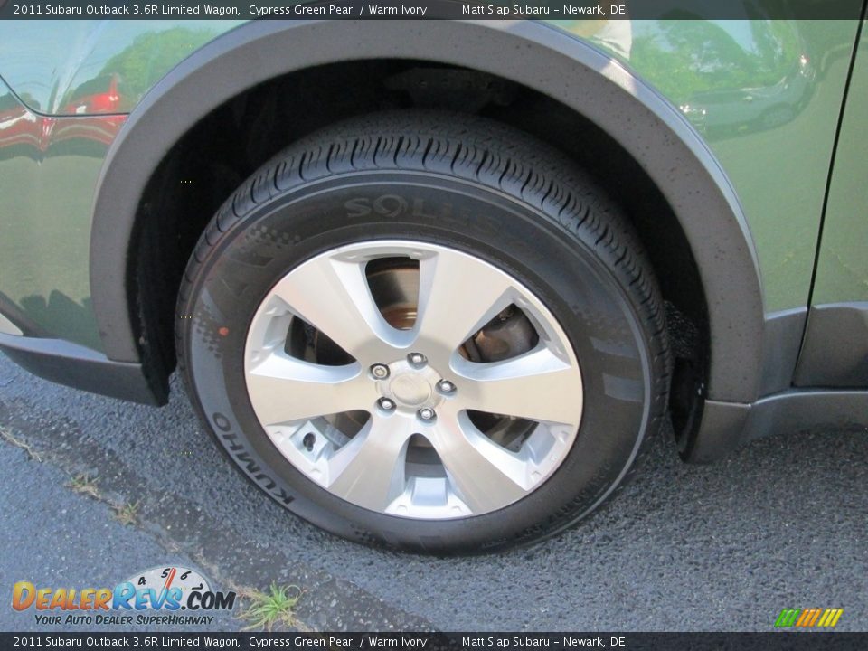 2011 Subaru Outback 3.6R Limited Wagon Cypress Green Pearl / Warm Ivory Photo #23