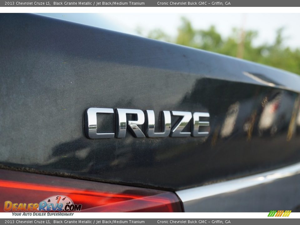 2013 Chevrolet Cruze LS Black Granite Metallic / Jet Black/Medium Titanium Photo #10
