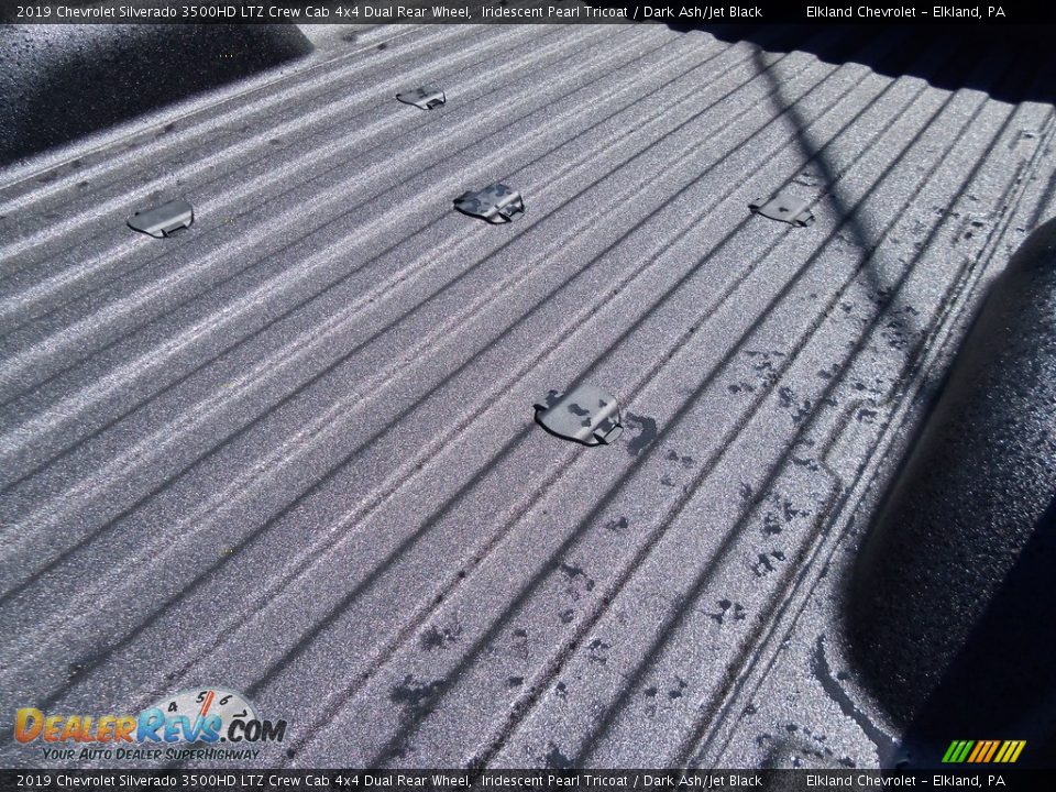 2019 Chevrolet Silverado 3500HD LTZ Crew Cab 4x4 Dual Rear Wheel Iridescent Pearl Tricoat / Dark Ash/Jet Black Photo #10