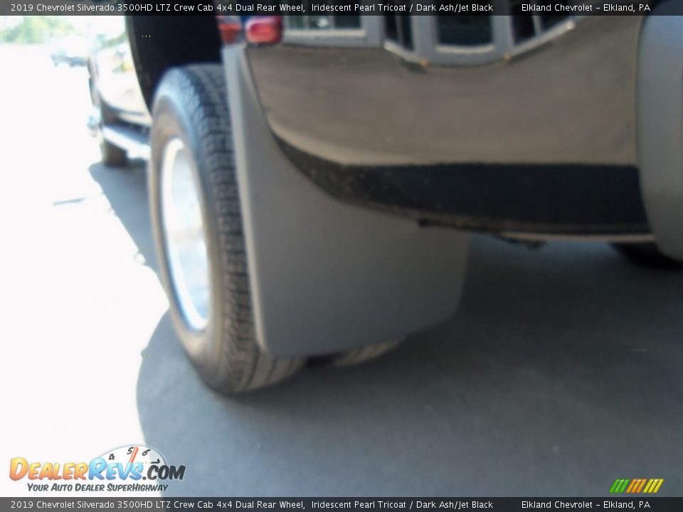 2019 Chevrolet Silverado 3500HD LTZ Crew Cab 4x4 Dual Rear Wheel Iridescent Pearl Tricoat / Dark Ash/Jet Black Photo #13