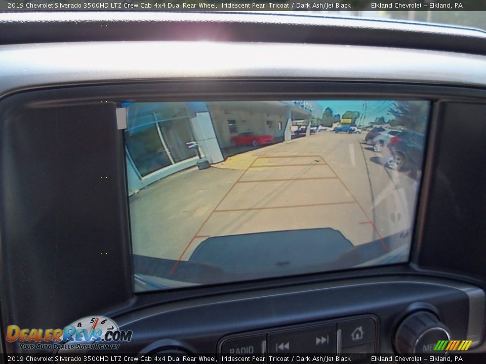 2019 Chevrolet Silverado 3500HD LTZ Crew Cab 4x4 Dual Rear Wheel Iridescent Pearl Tricoat / Dark Ash/Jet Black Photo #26