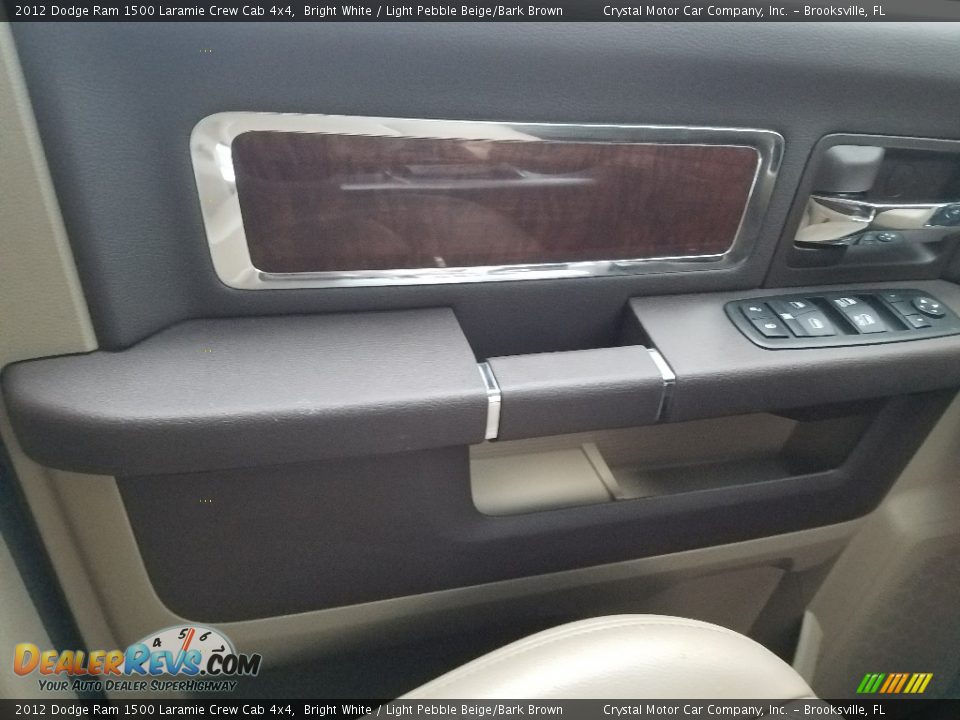 2012 Dodge Ram 1500 Laramie Crew Cab 4x4 Bright White / Light Pebble Beige/Bark Brown Photo #17