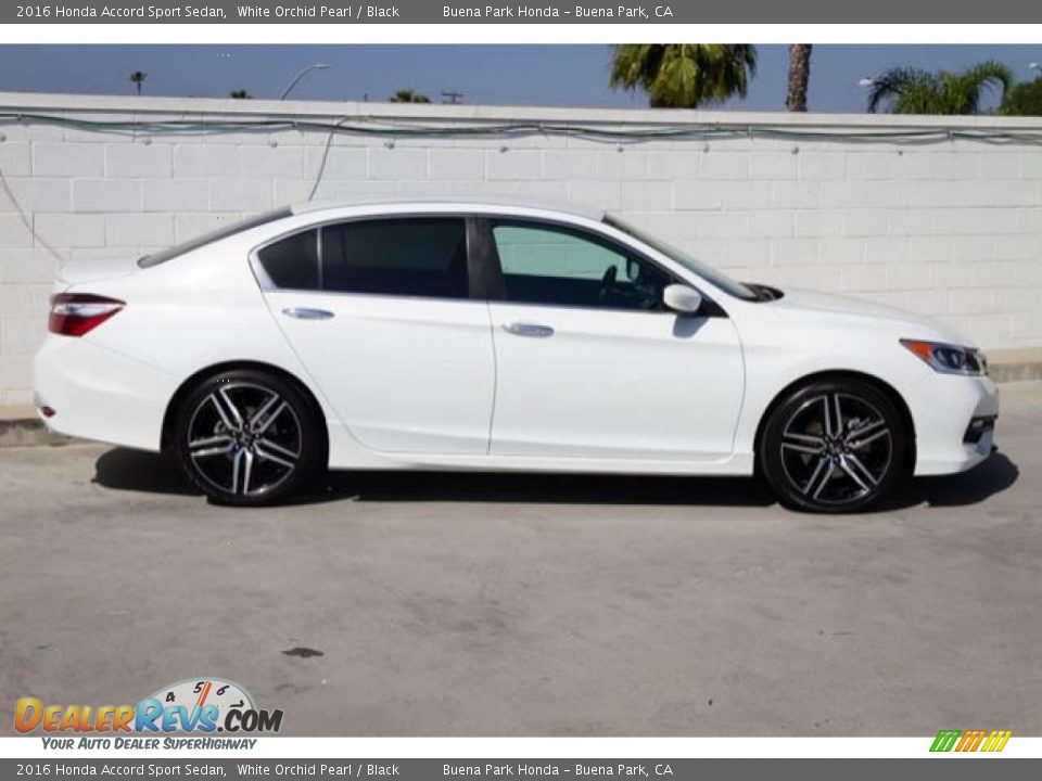 2016 Honda Accord Sport Sedan White Orchid Pearl / Black Photo #9