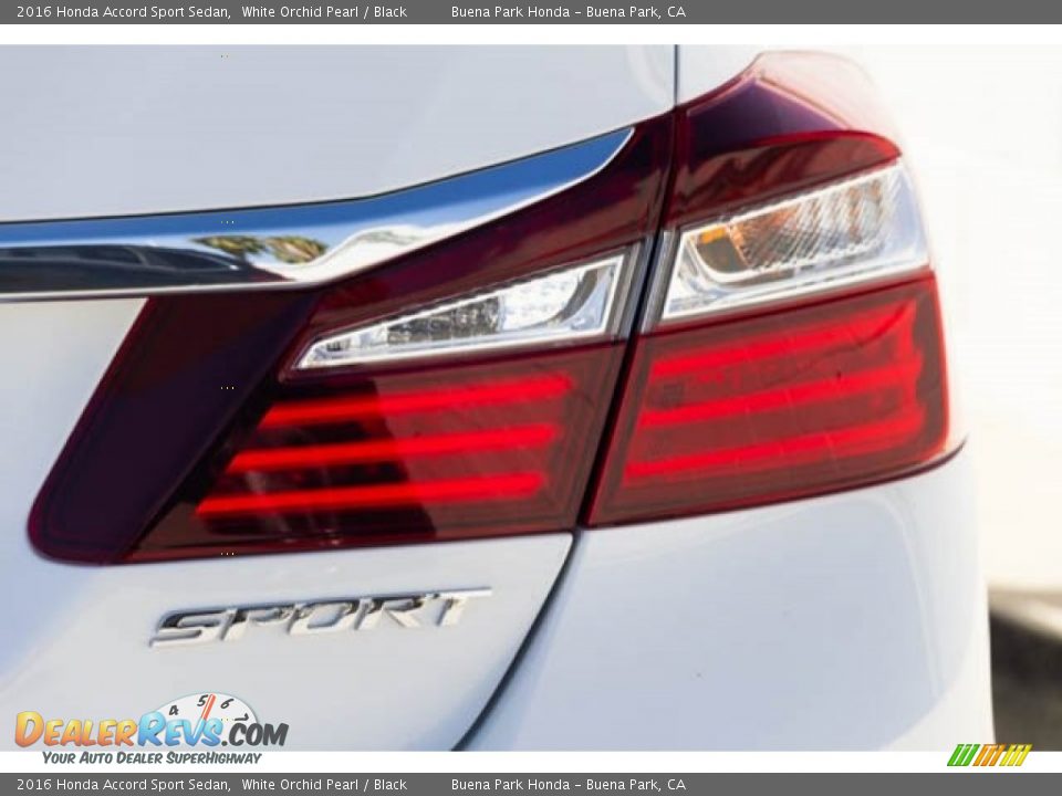 2016 Honda Accord Sport Sedan White Orchid Pearl / Black Photo #12