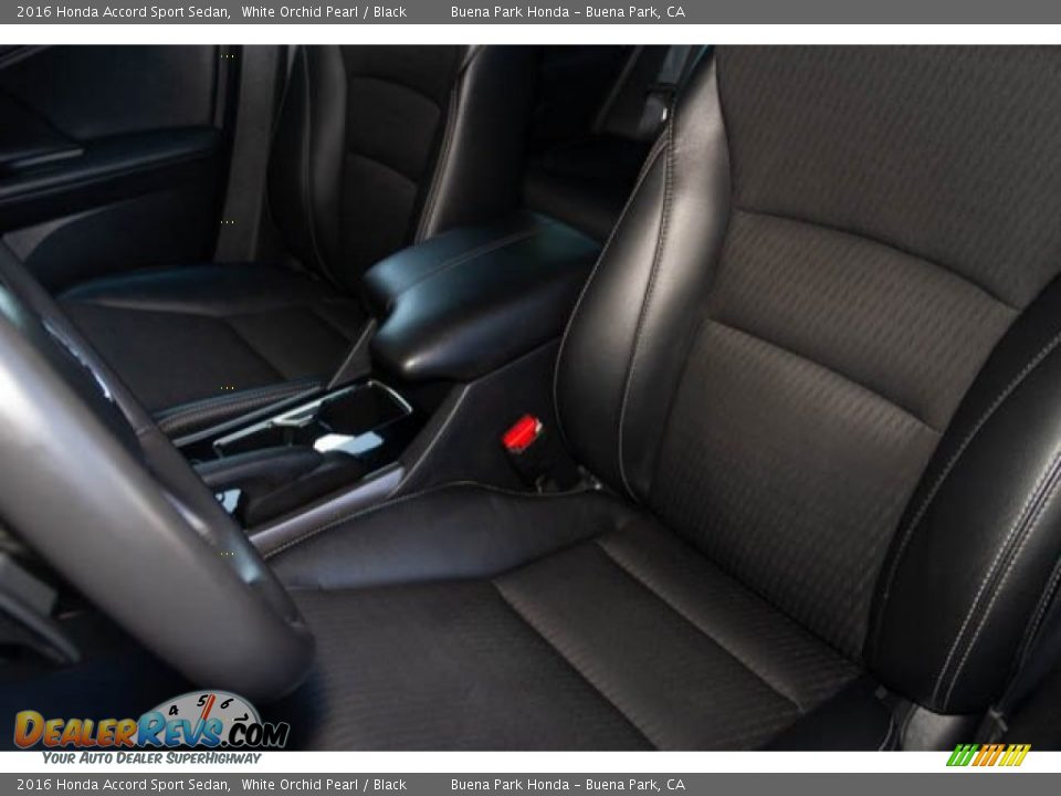 2016 Honda Accord Sport Sedan White Orchid Pearl / Black Photo #16