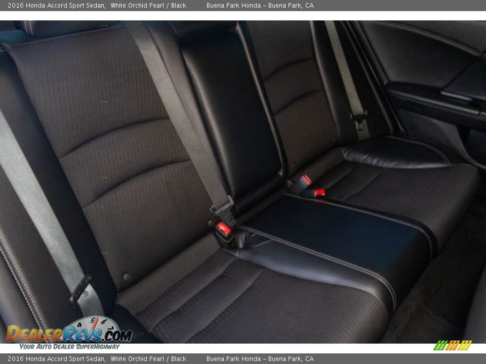 2016 Honda Accord Sport Sedan White Orchid Pearl / Black Photo #20