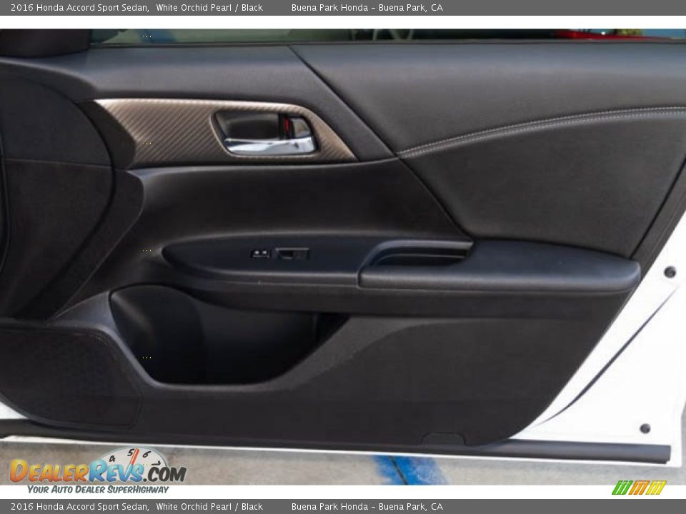 2016 Honda Accord Sport Sedan White Orchid Pearl / Black Photo #29