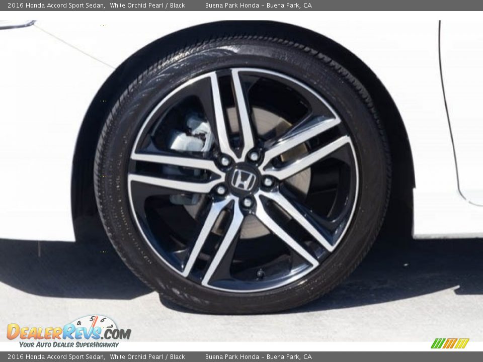 2016 Honda Accord Sport Sedan White Orchid Pearl / Black Photo #33