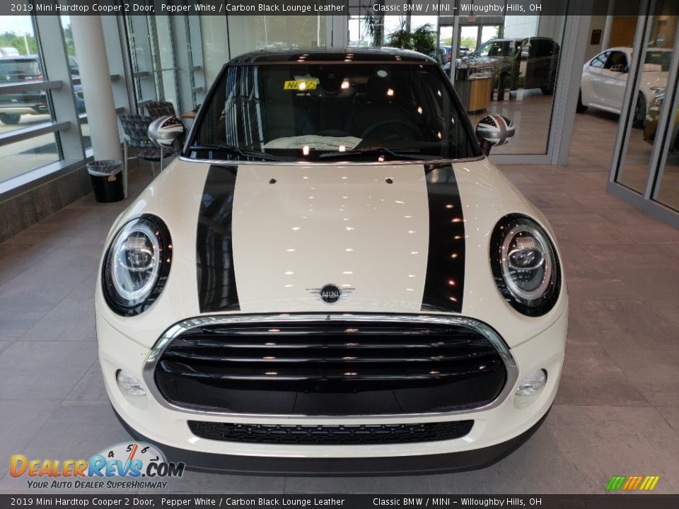 2019 Mini Hardtop Cooper 2 Door Pepper White / Carbon Black Lounge Leather Photo #4