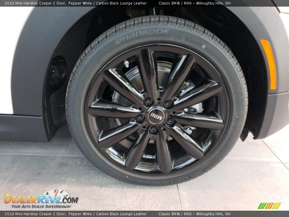 2019 Mini Hardtop Cooper 2 Door Pepper White / Carbon Black Lounge Leather Photo #5